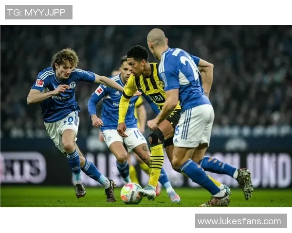 沙尔克04迎来转型之机德甲保级前景看涨